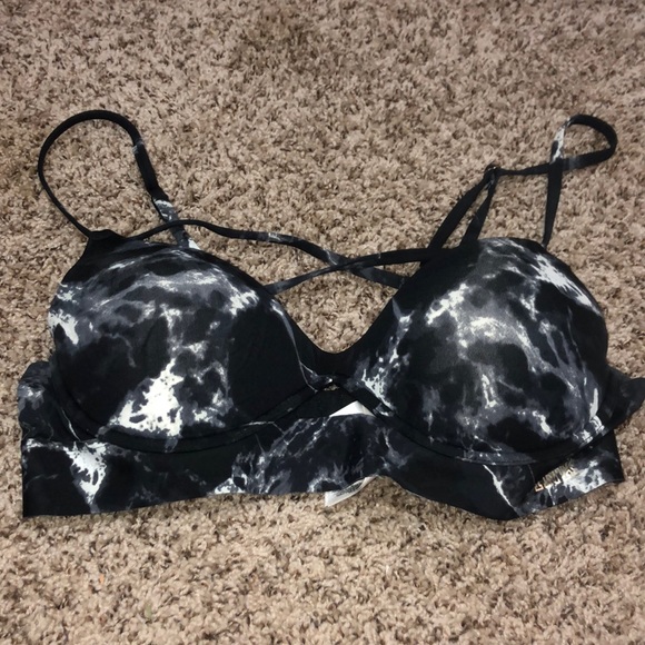 PINK Victoria's Secret Other - Pink push up bra size large PINK Victoria's Secret Other - Pink push up bra size large